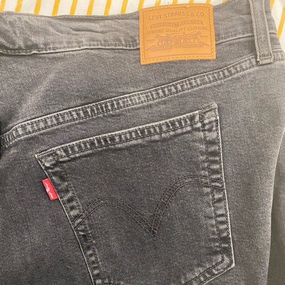 LEVI’S WEDGIE FIT SKINNY WOMEN'S JEANS (PLUS SIZE) - Picture 3 of 6